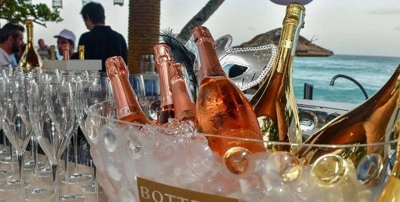 WINE HOTEL E PROSECCO BAR: L'IDEA DI UN VINO CHE ABITA IL MONDO