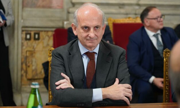 DAZI SUL VINO, L’APPELLO DI LAMBERTO FRESCOBALDI: RIPRISTINARE IL 15% FLAT PER TORNARE ALLA STABILITÀ