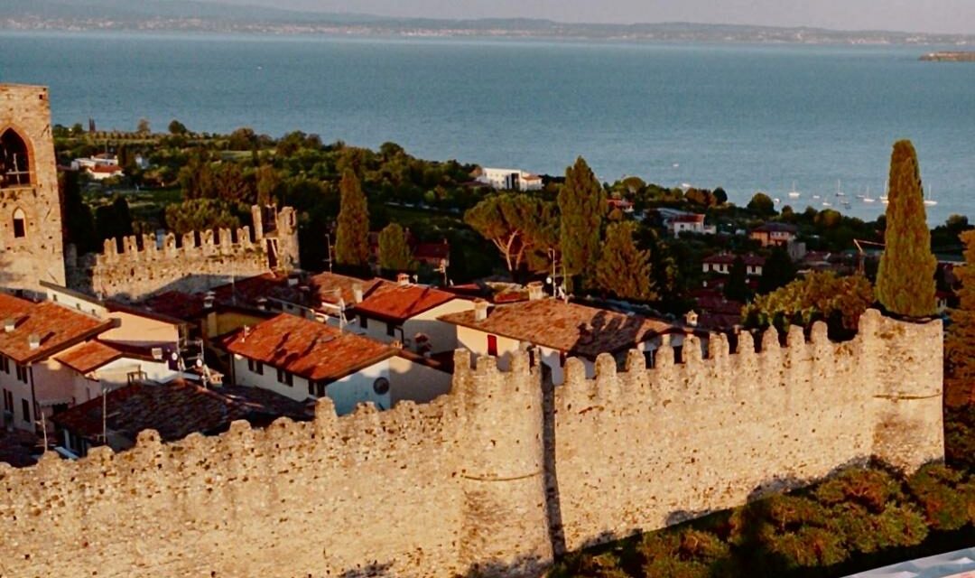 LAGO DI GARDA IN ROSA: DA VALTENESI A TAVOLA A VALTENESI IN ROSA, IL MESE DEI GRANDI ROSÉ GARDESANI