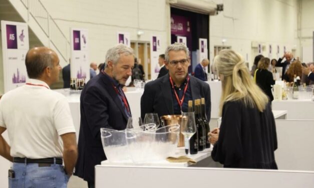 VINO ITALIANO NEGLI USA: LA QUALITÀ NON BASTA, SERVE UN PATTO CON LA RISTORAZIONE